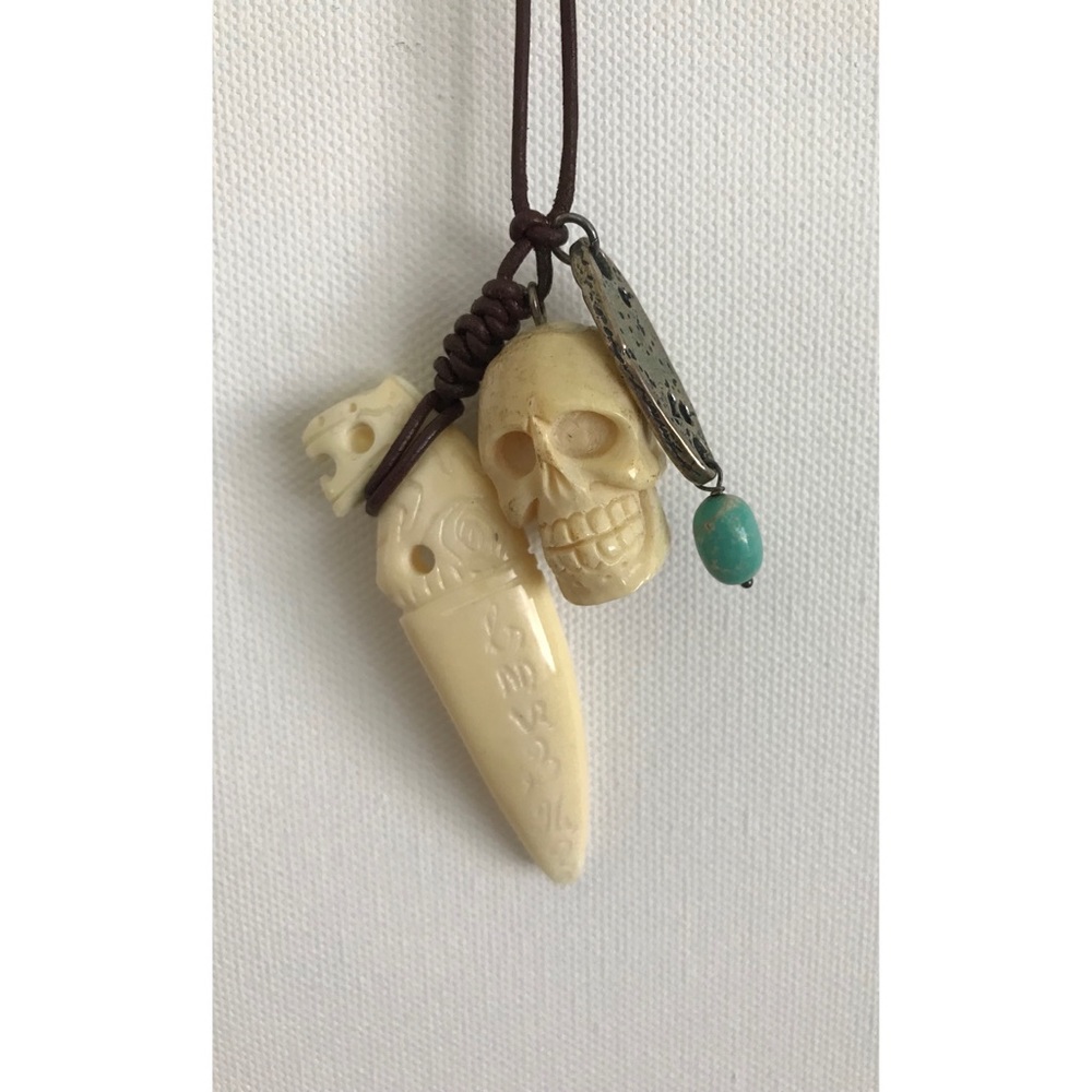 Chan Luu long necklace tusk and skull